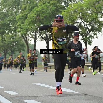 Runner Photo 6503745