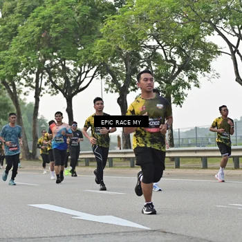 Runner Photo 6503760