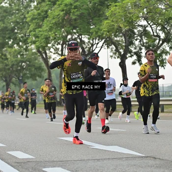 Runner Photo 6503769