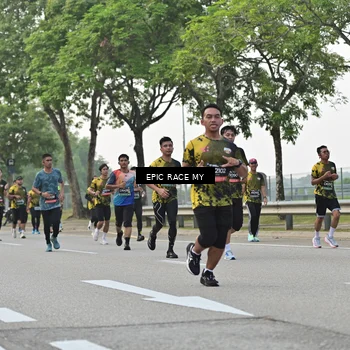 Runner Photo 6503775