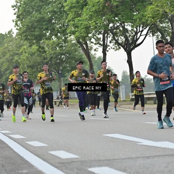 Runner Photo 6503810