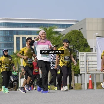 Runner Photo 6503825