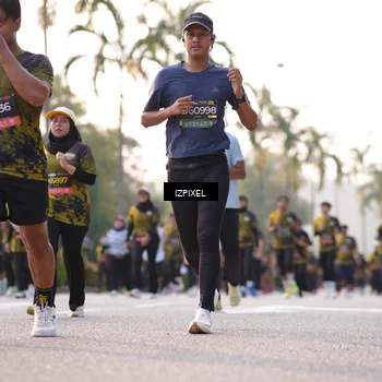 Runner Photo 6503846