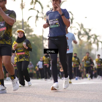Runner Photo 6503848