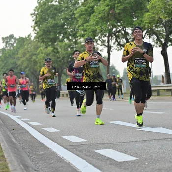 Runner Photo 6503855