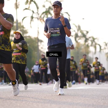 Runner Photo 6503857