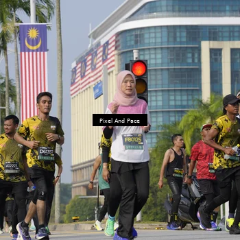 Runner Photo 6503864