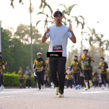 Runner Photo 6503890