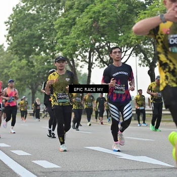 Runner Photo 6503894