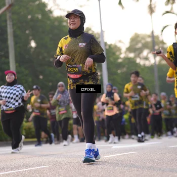 Runner Photo 6504050