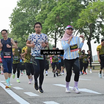 Runner Photo 6504052