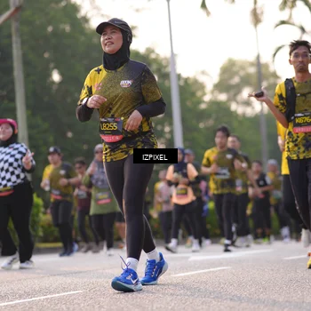Runner Photo 6504060