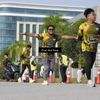 Runner Photo 6504076