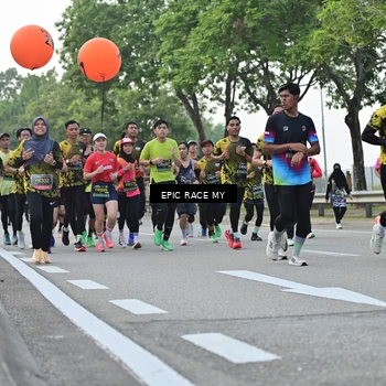 Runner Photo 6504084