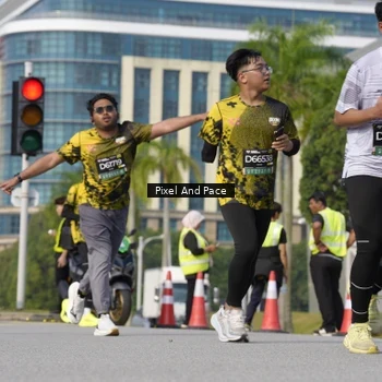 Runner Photo 6504089