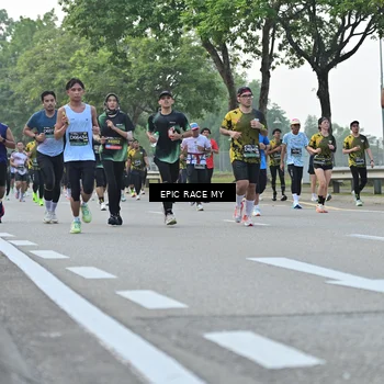 Runner Photo 6504118