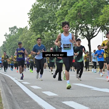 Runner Photo 6504144