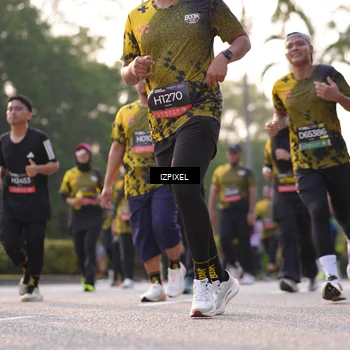 Runner Photo 6504150