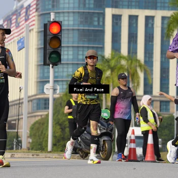 Runner Photo 6504151