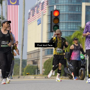 Runner Photo 6504154