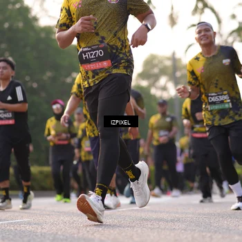 Runner Photo 6504158