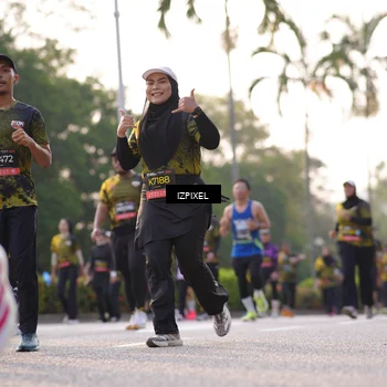 Runner Photo 6504175