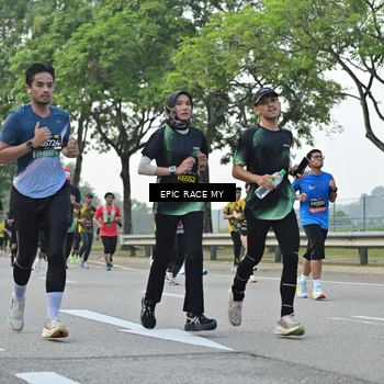 Runner Photo 6504205