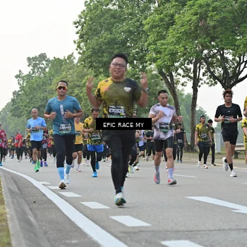 Runner Photo 6504212