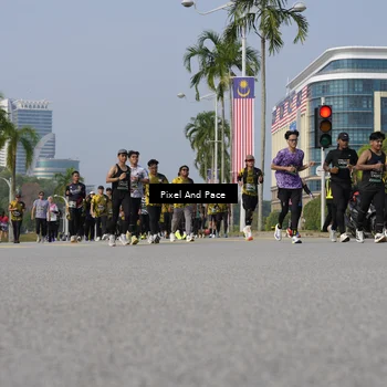 Runner Photo 6504233