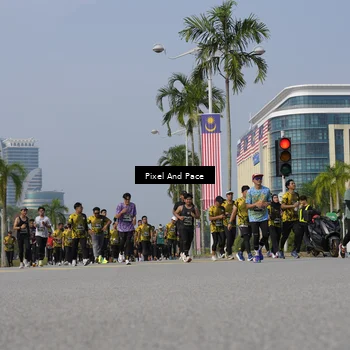 Runner Photo 6504234