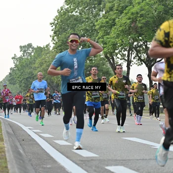 Runner Photo 6504247