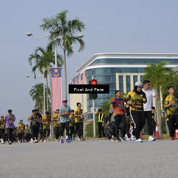 Runner Photo 6504266