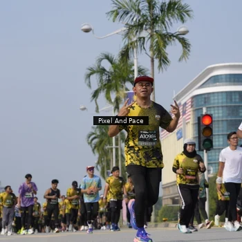 Runner Photo 6504273