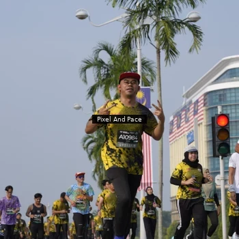 Runner Photo 6504282