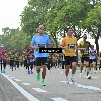 Runner Photo 6504303