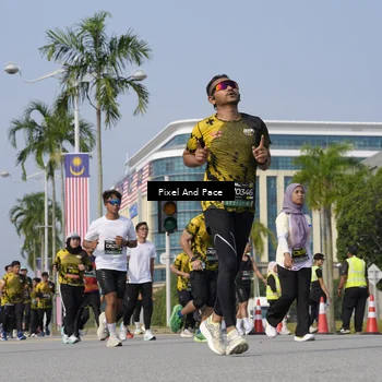 Runner Photo 6504316