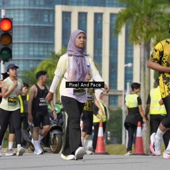 Runner Photo 6504318
