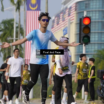 Runner Photo 6504354