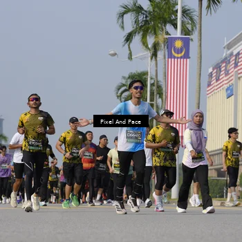 Runner Photo 6504385