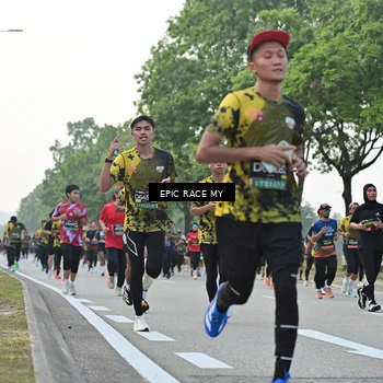 Runner Photo 6504410
