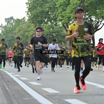 Runner Photo 6504441