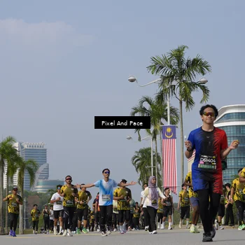 Runner Photo 6504454