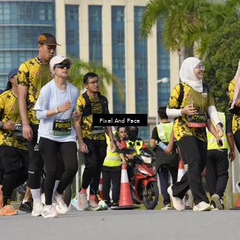 Runner Photo 6504548