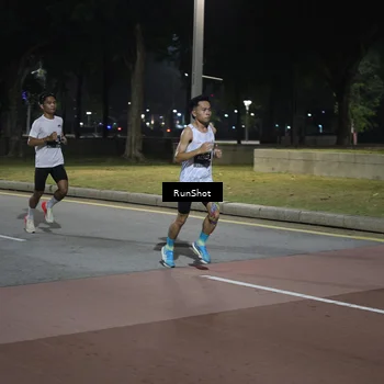Runner Photo 6504557