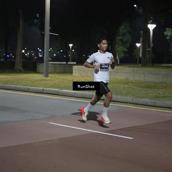 Runner Photo 6504598