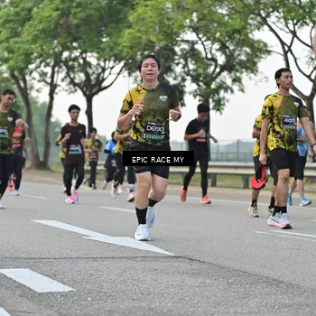 Runner Photo 6504600