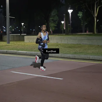Runner Photo 6504645