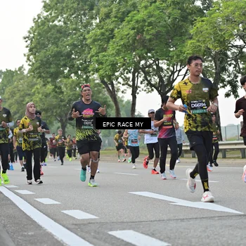 Runner Photo 6504661