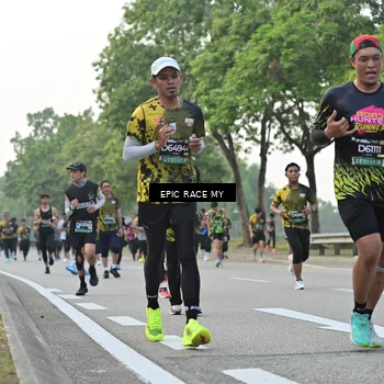 Runner Photo 6504689