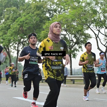 Runner Photo 6504729